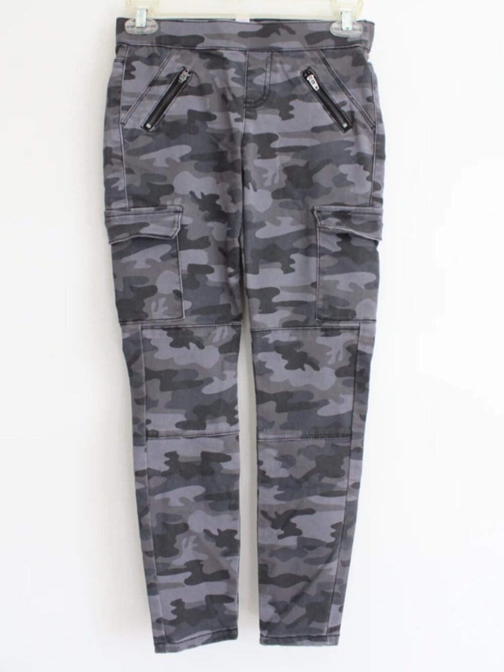 JUSTICE Girls size 18 plus Gray Cargo Camouflage Pants Stretch EUC